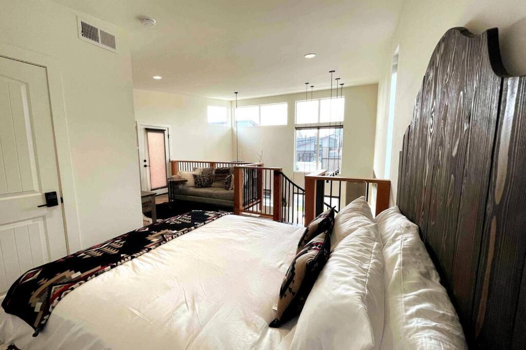 Brand New Upscale Home- Best Location! Whitefish Exterior photo