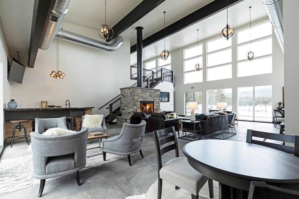 Brand New Upscale Home- Best Location! Whitefish Exterior photo