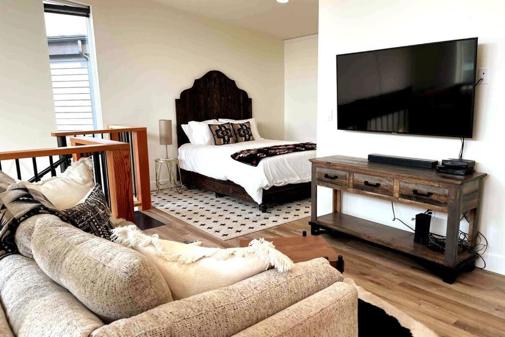 Brand New Upscale Home- Best Location! Whitefish Exterior photo